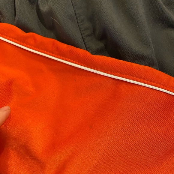 EC boys Nike track sweat suit in grey and orange sz5 - Picture 8 of 13